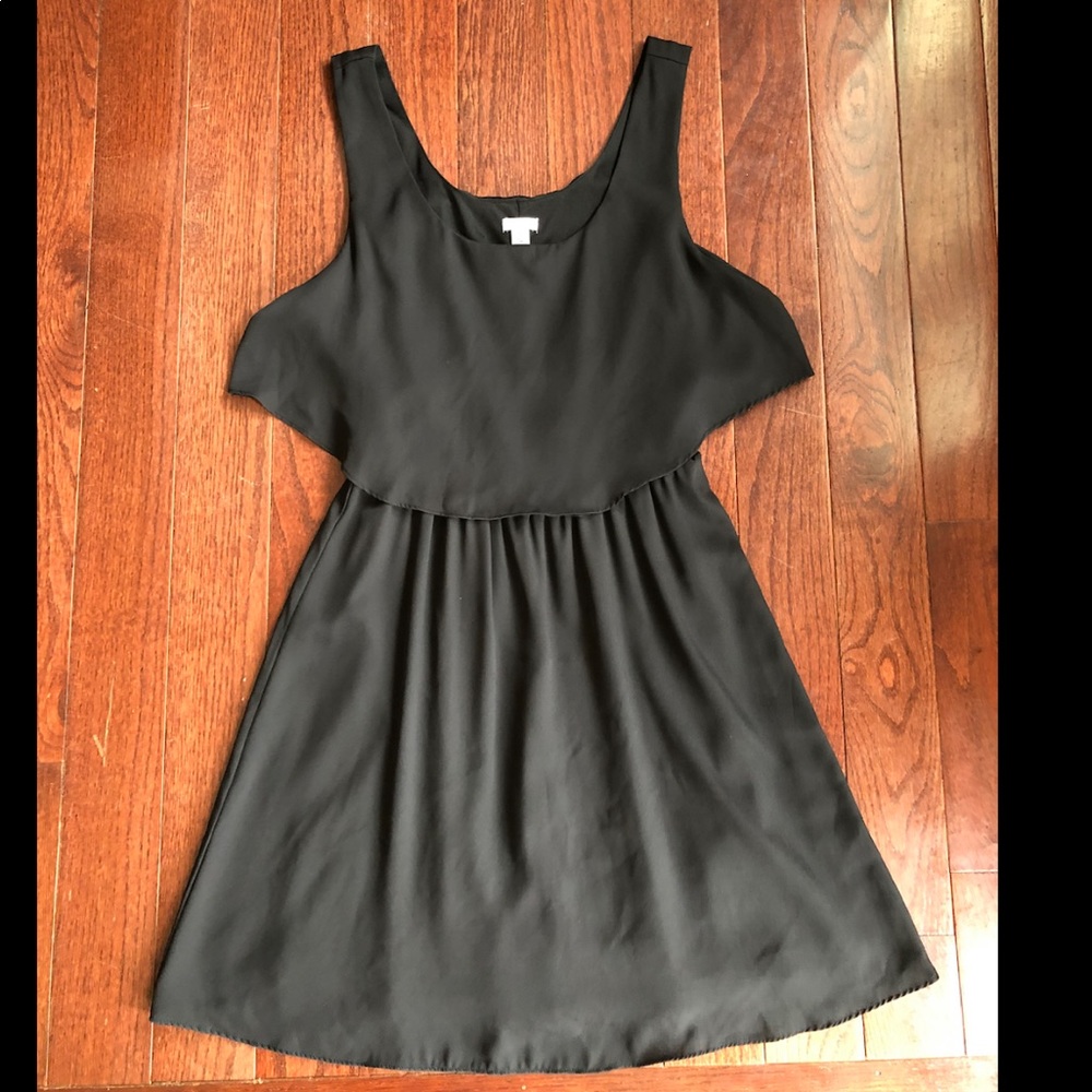 LBD! Cute Popover style🖤